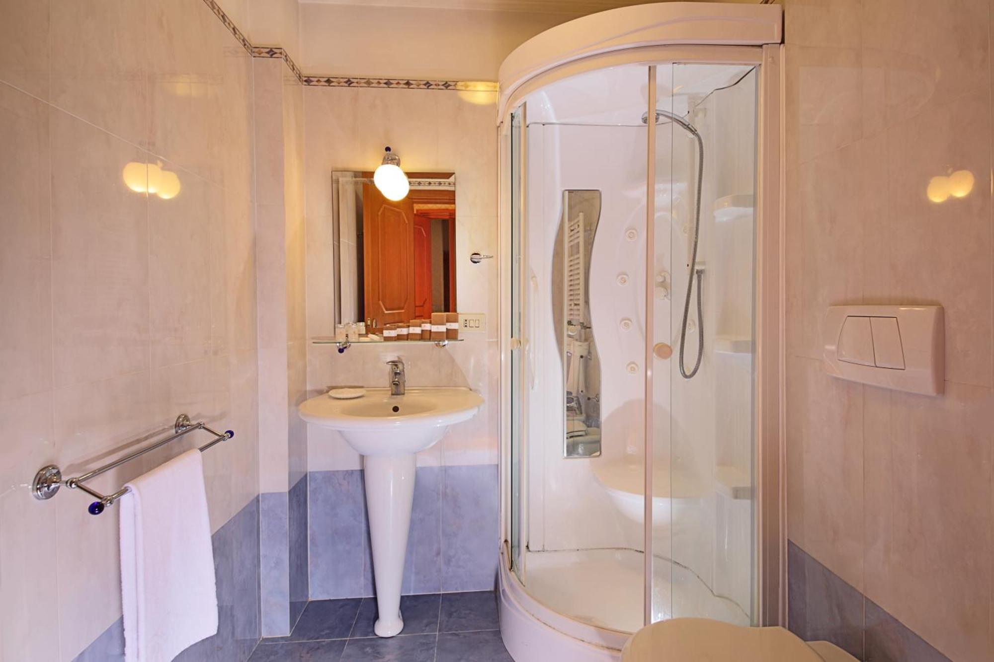 Large Family Apartment E8 Rome Exterior photo